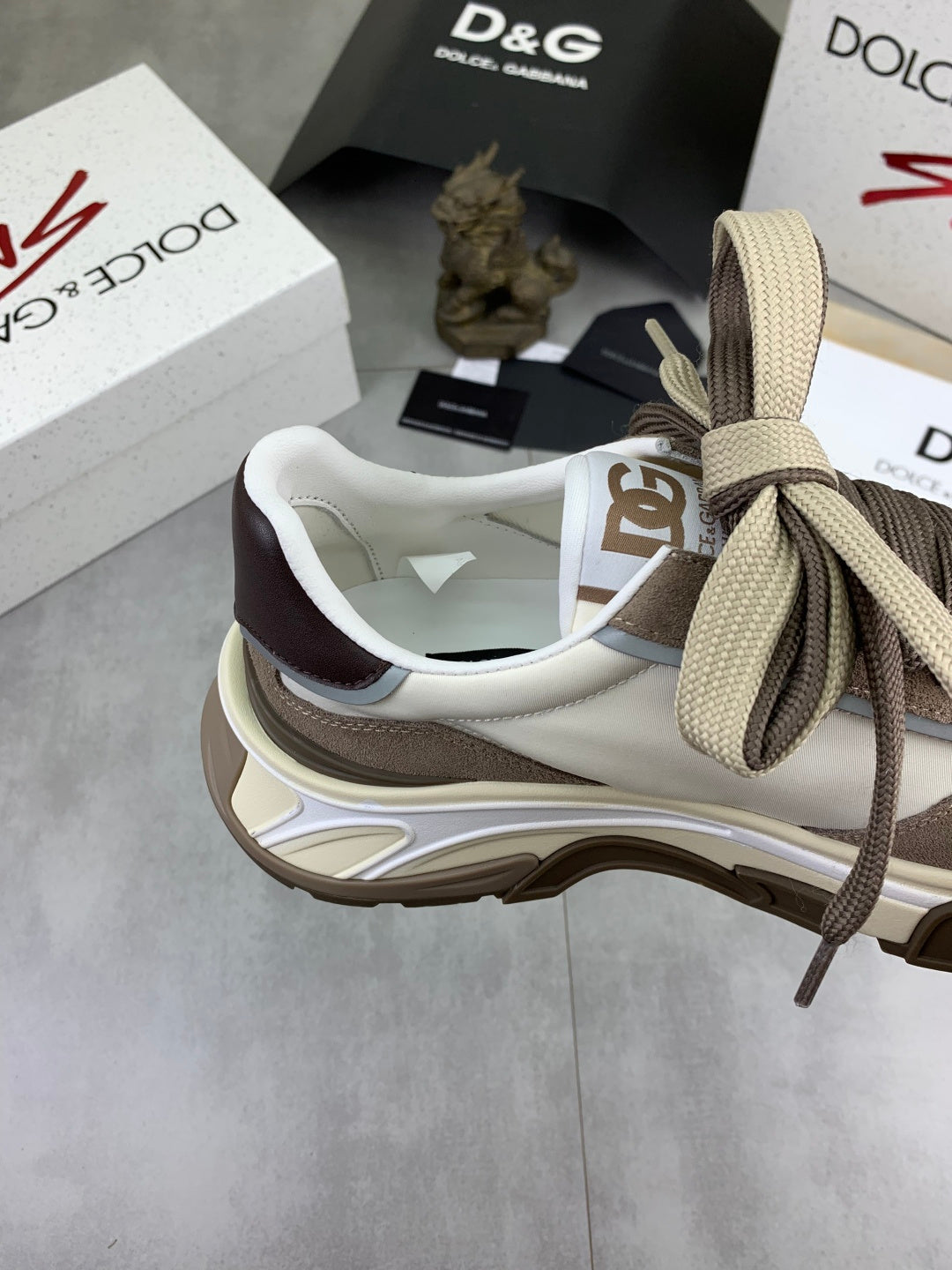 Dolce & Gabbana DG Men's Low-Top Logo Sneakers in Calfskin
