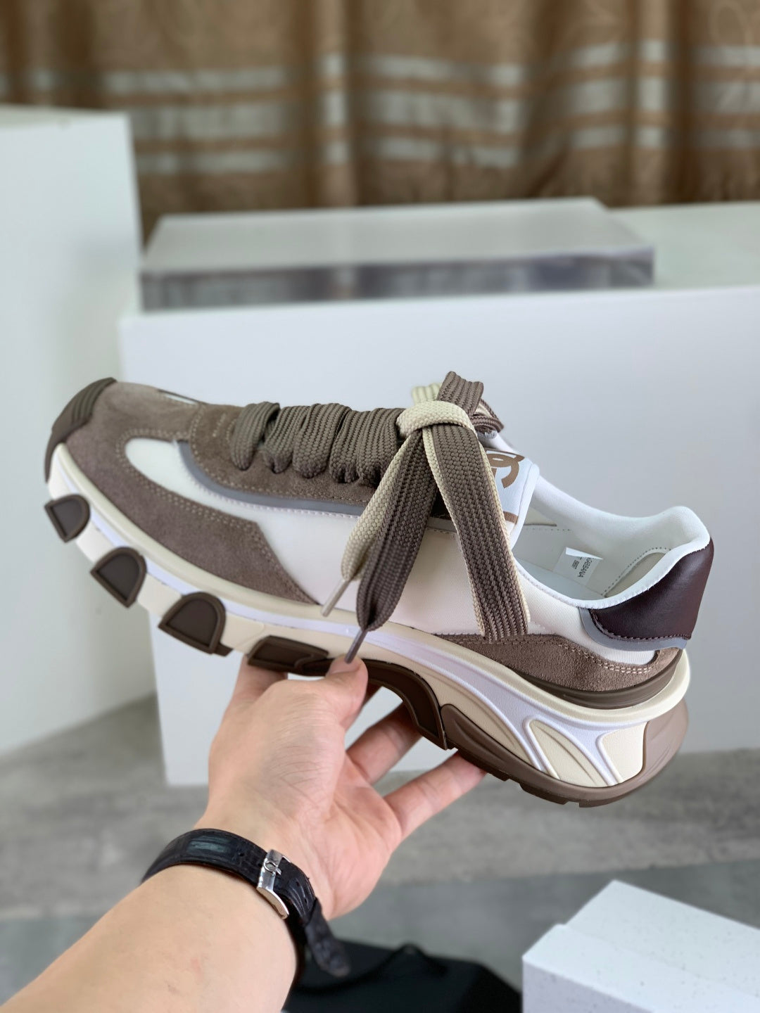 Dolce & Gabbana DG Men's Low-Top Logo Sneakers in Calfskin