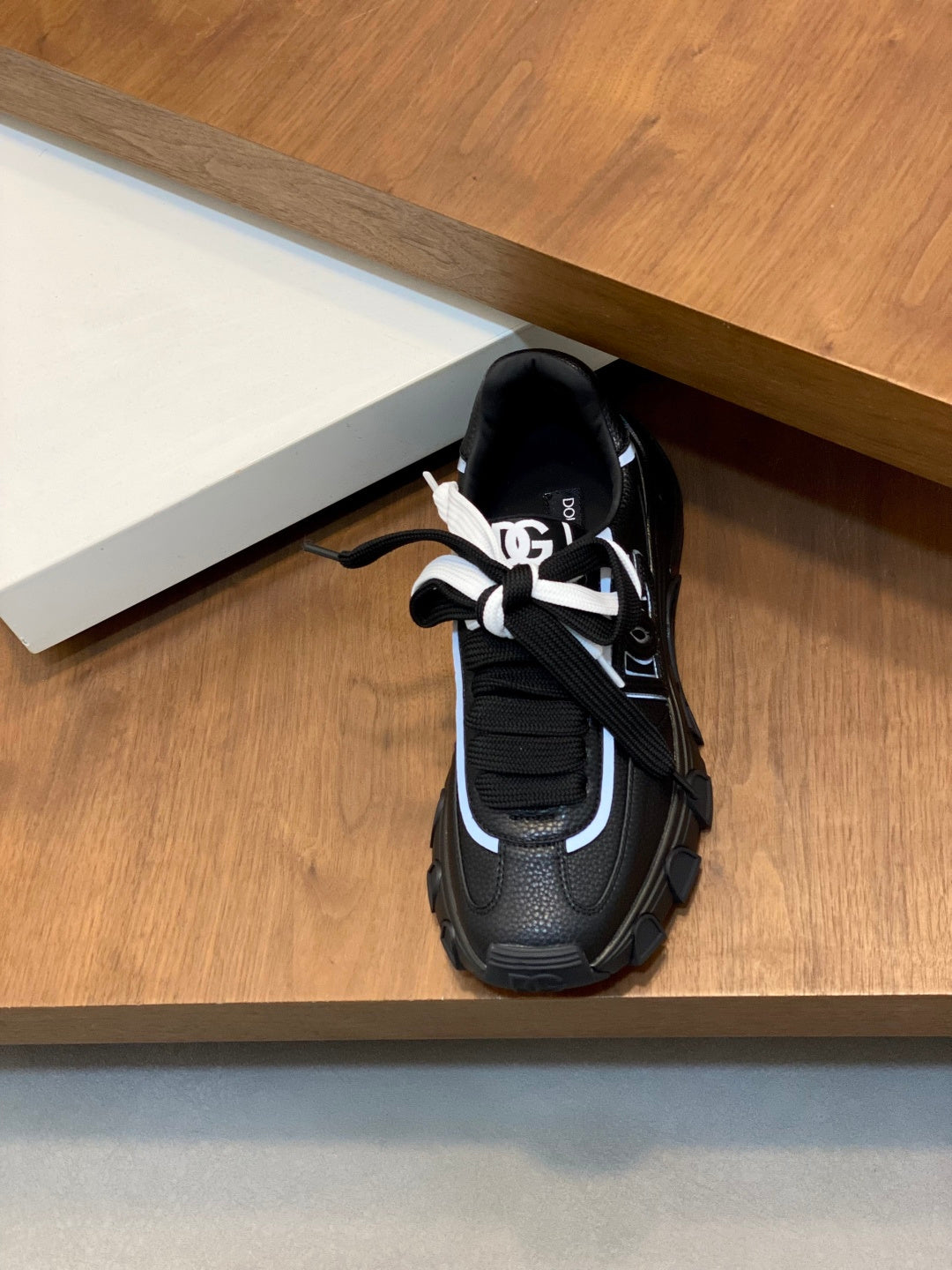 Dolce & Gabbana DG Cushion Mixed-Material Casual Sneakers