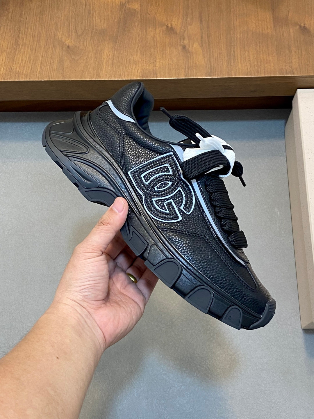 Dolce & Gabbana DG Cushion Mixed-Material Casual Sneakers