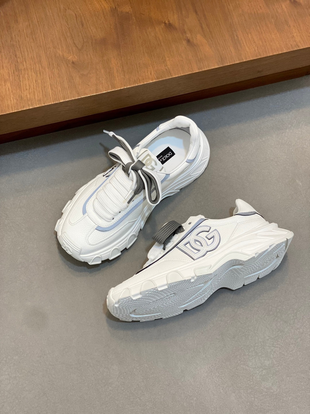 Dolce & Gabbana DG Cushion Mixed-Material Casual Sneakers