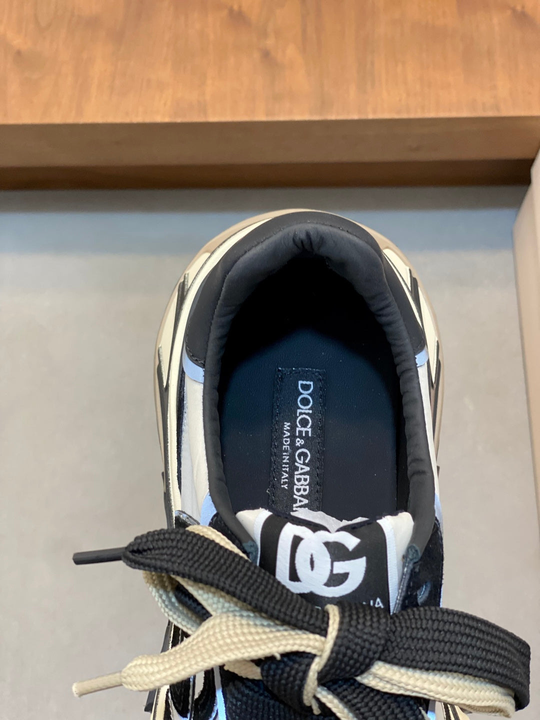 Dolce & Gabbana DG Cushion Mixed-Material Casual Sneakers
