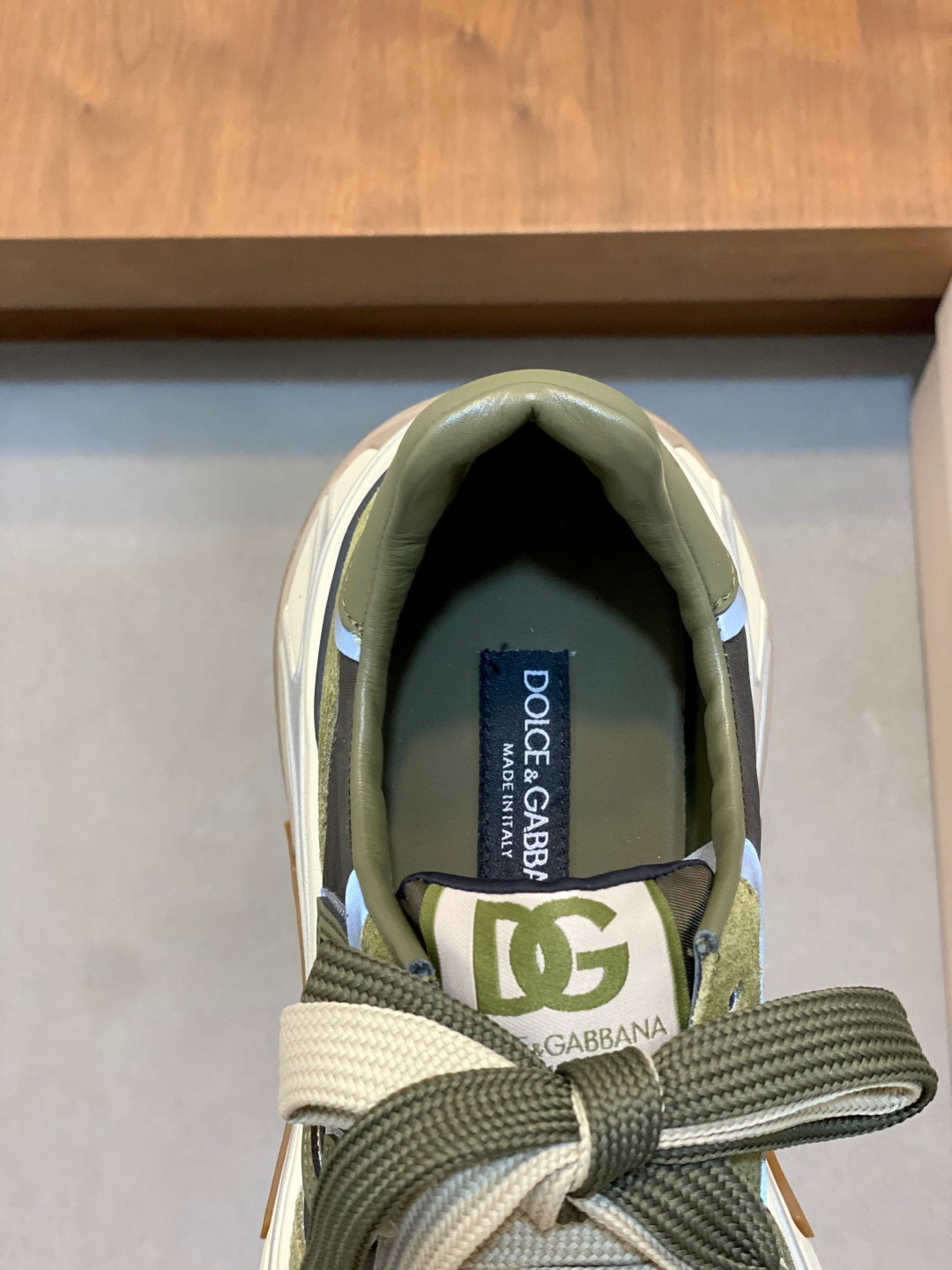 Dolce & Gabbana DG Cushion Mixed-Material Casual Sneakers