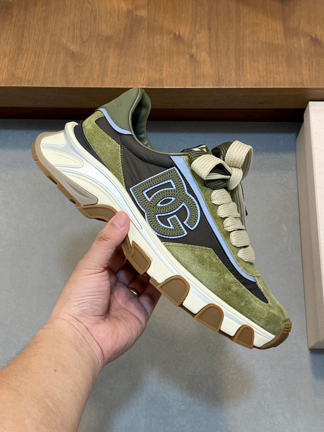 Dolce & Gabbana DG Cushion Mixed-Material Casual Sneakers