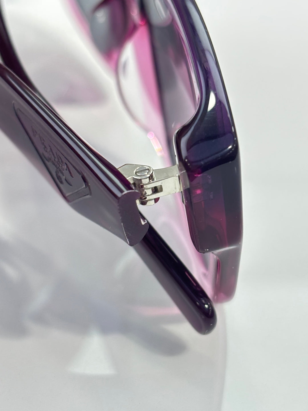 fashion accessory for women - alternate angle view 8