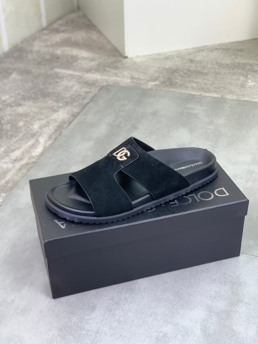 Dolce & Gabbana DG Men's Handcrafted Calfskin Slides Multi-Color
