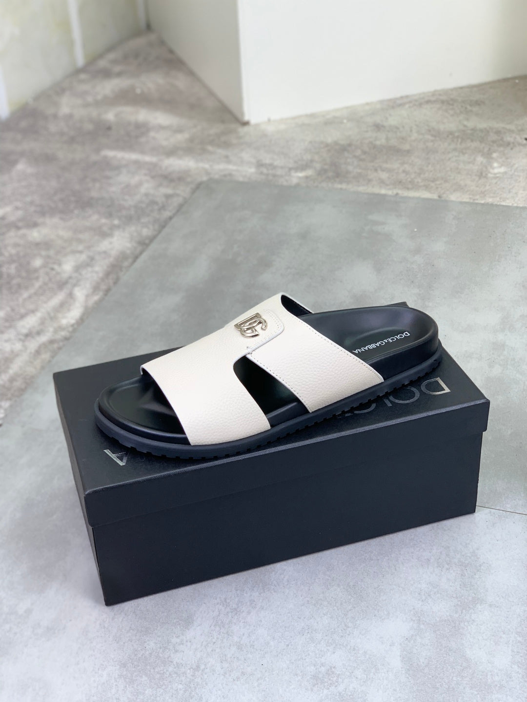 Dolce & Gabbana DG Men's Handcrafted Calfskin Slides Multi-Color
