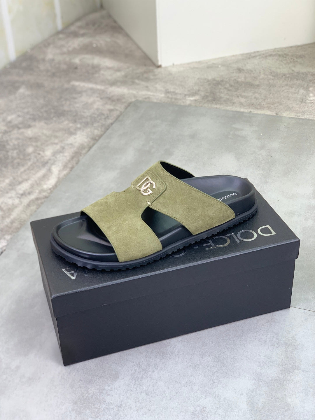 Dolce & Gabbana DG Men's Handcrafted Calfskin Slides Multi-Color