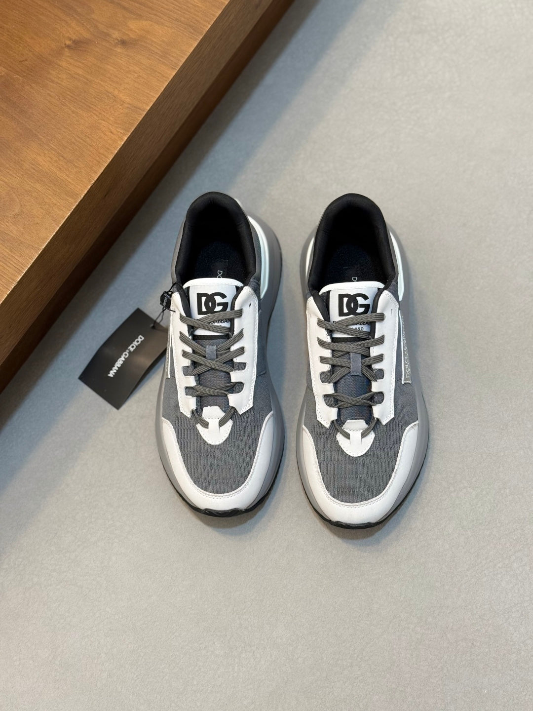 Dolce & Gabbana DG Premium Men's Mixed-Material Casual Sneakers