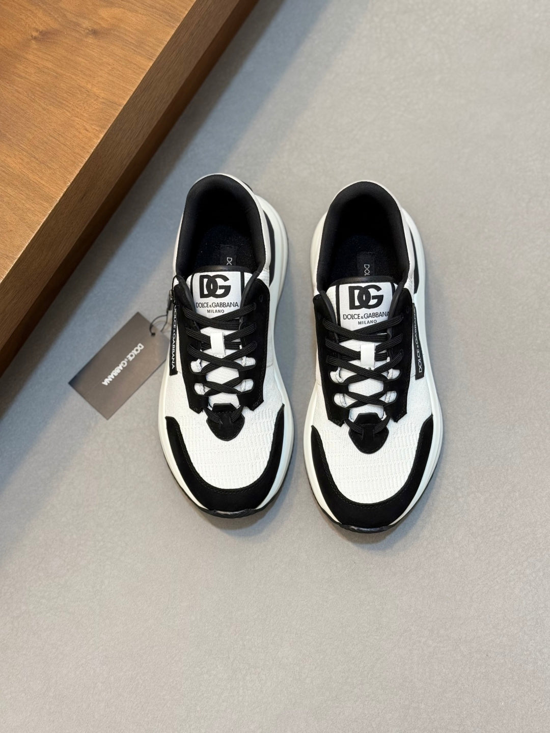 Dolce & Gabbana DG Premium Men's Mixed-Material Casual Sneakers