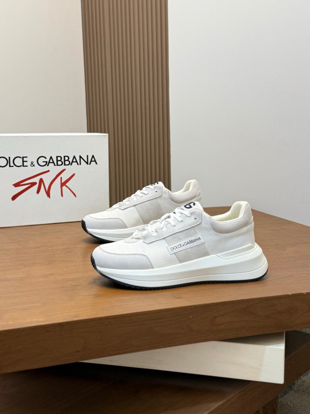 Dolce & Gabbana DG Premium Men's Mixed-Material Casual Sneakers
