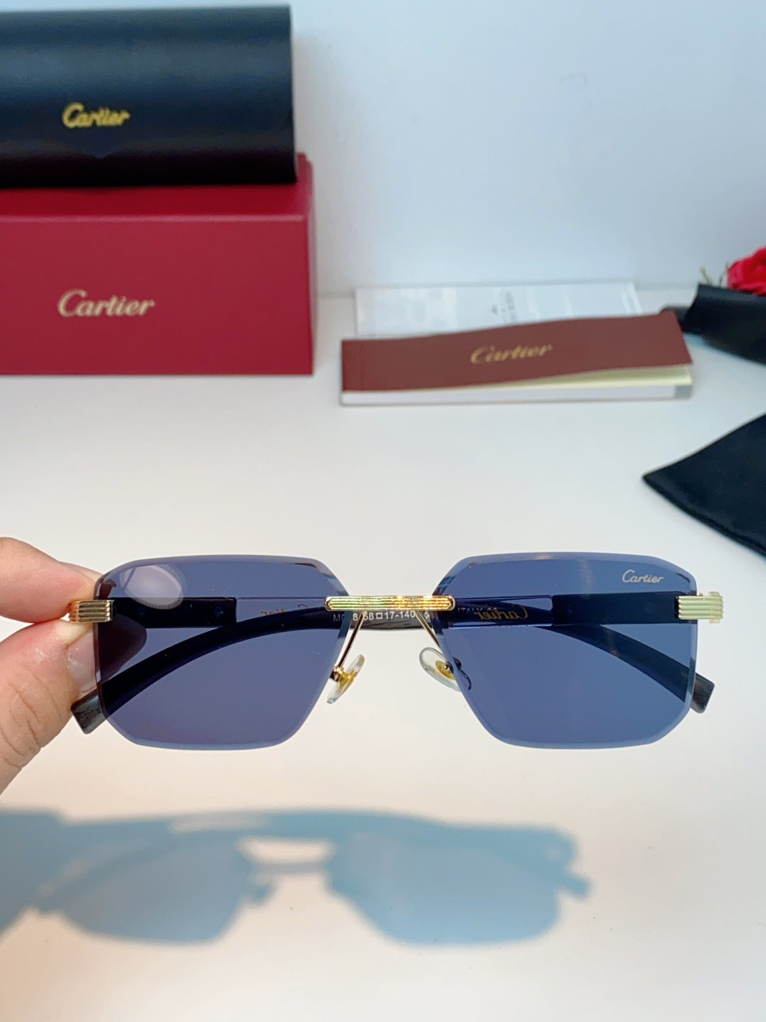 sun fashion accessory for men - alternate angle view 5