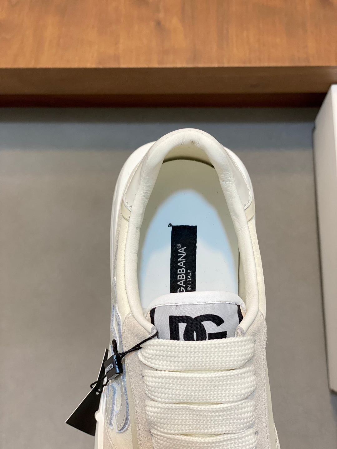 Dolce & Gabbana DG Premium Men's Mixed-Material Casual Sneakers