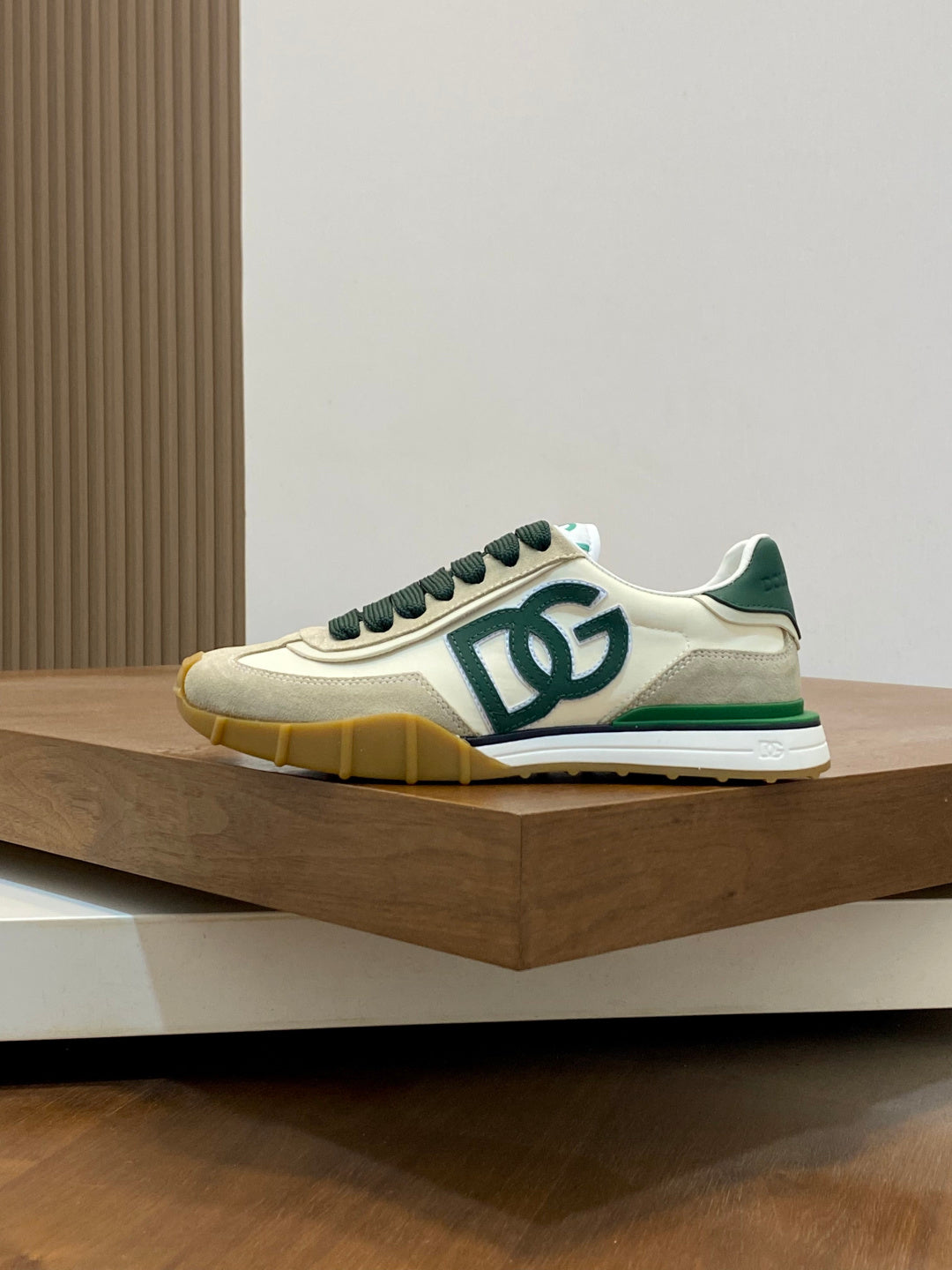 Dolce & Gabbana DG Premium Men's Mixed-Material Casual Sneakers