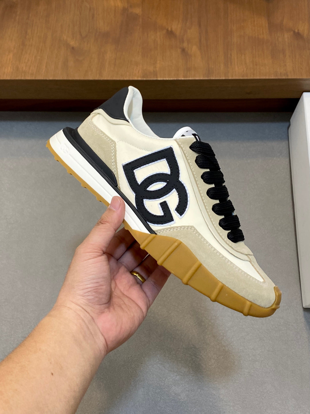 Dolce & Gabbana DG Premium Men's Mixed-Material Casual Sneakers