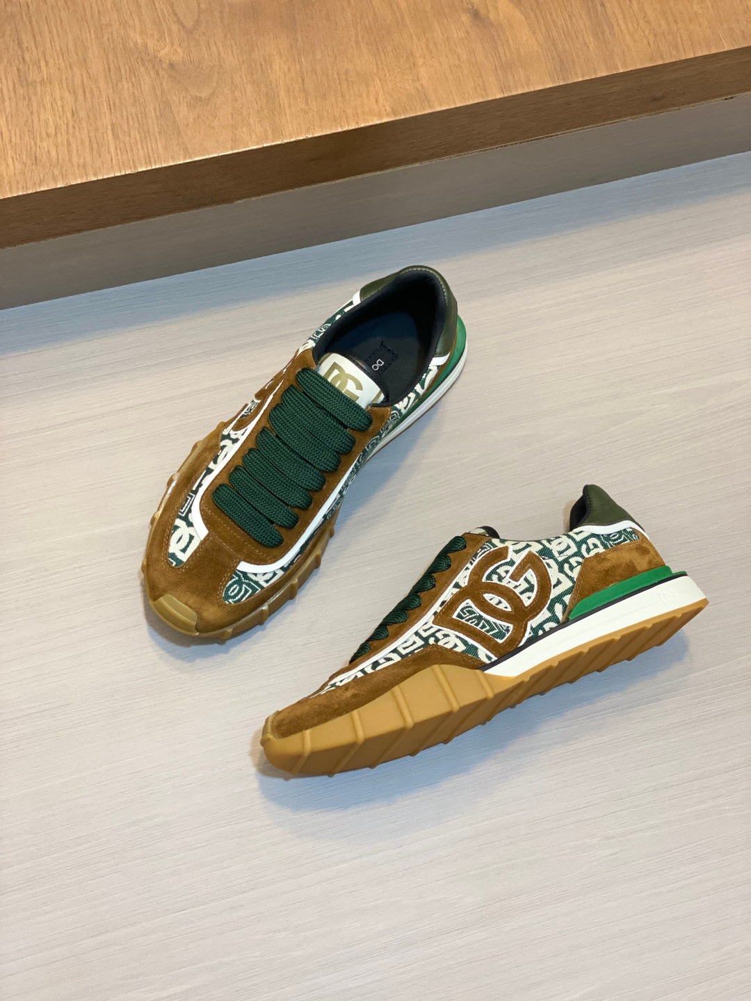 Dolce & Gabbana DG Premium Men's Mixed-Material Casual Sneakers