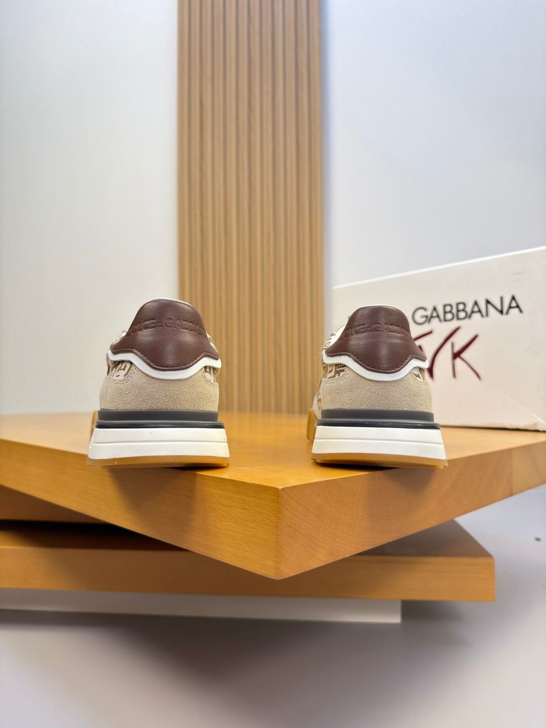 Dolce & Gabbana DG Logo Casual Sneakers in Nappa Calfskin