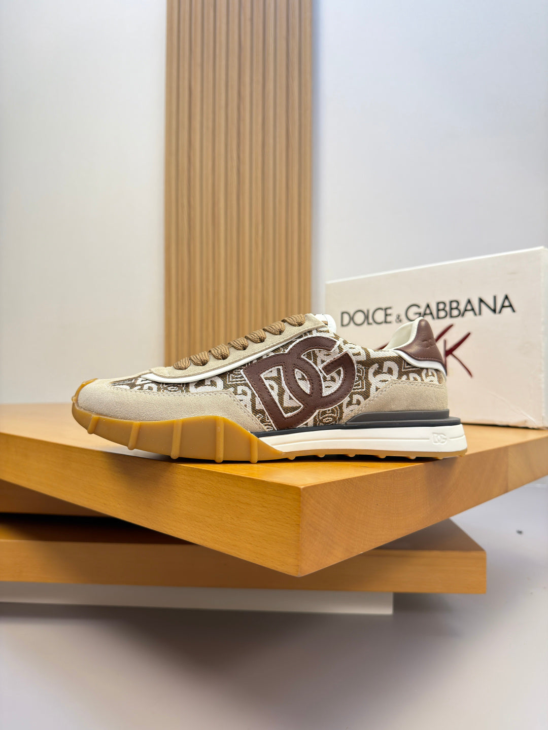 Dolce & Gabbana DG Logo Casual Sneakers in Nappa Calfskin