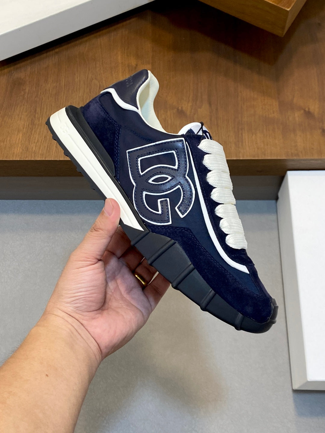Dolce & Gabbana DG Premium Men's Mixed-Material Casual Sneakers
