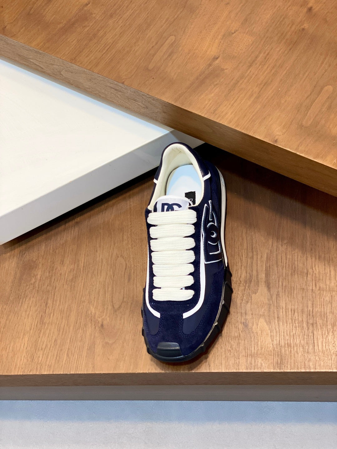 Dolce & Gabbana DG Premium Men's Mixed-Material Casual Sneakers