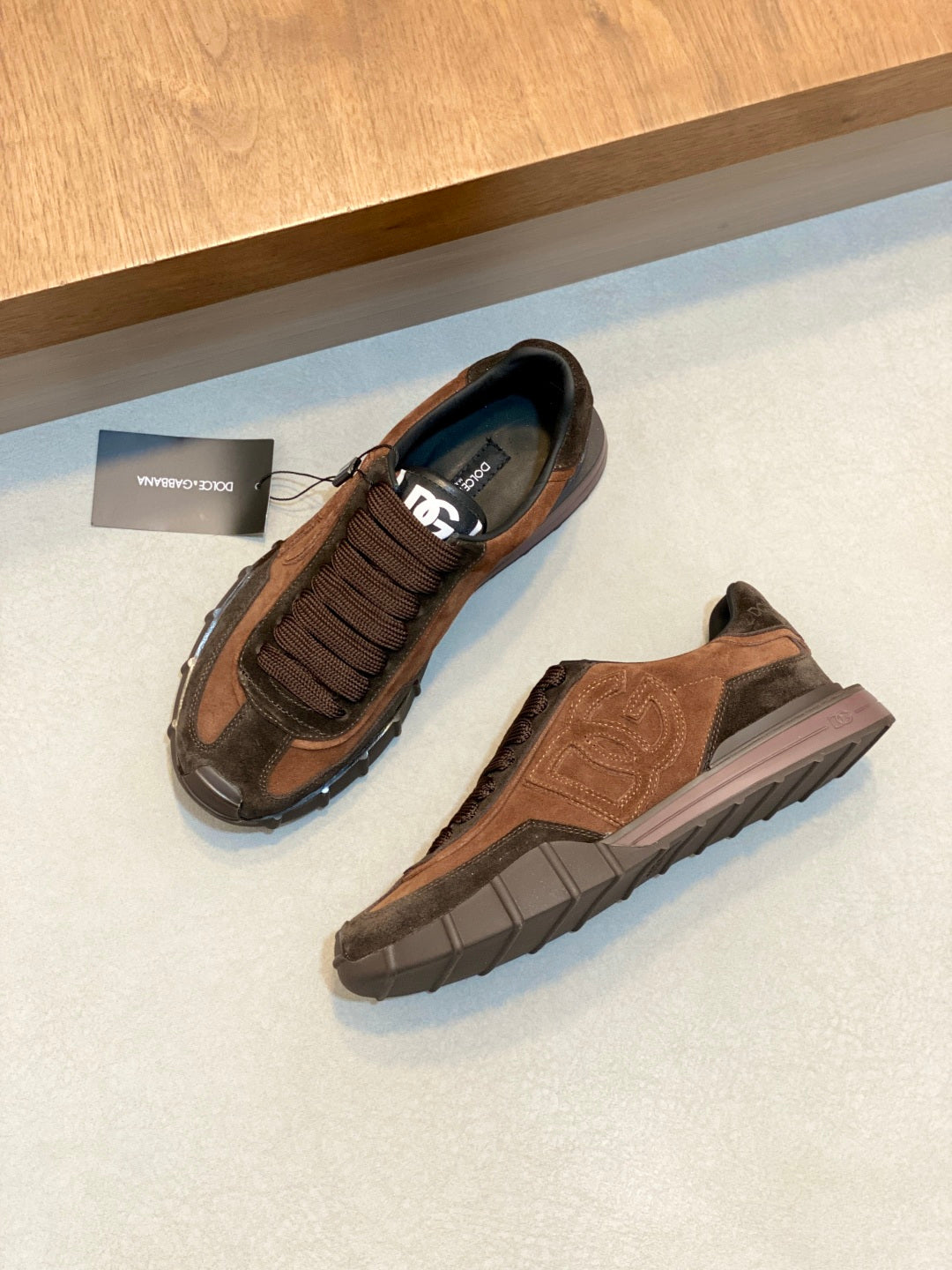 Dolce & Gabbana DG Premium Men's Mixed-Material Casual Sneakers