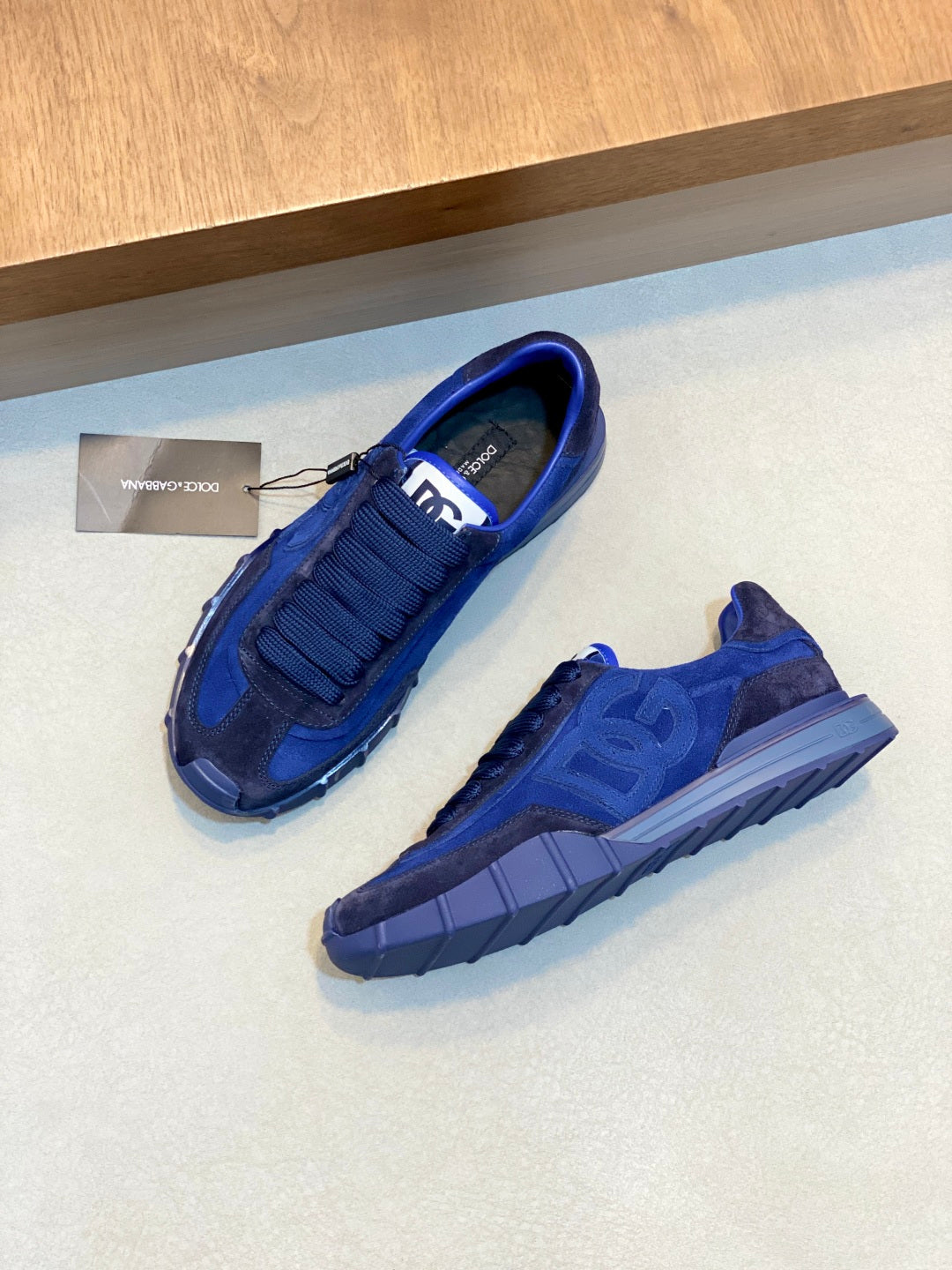 Dolce & Gabbana DG Premium Men's Mixed-Material Casual Sneakers