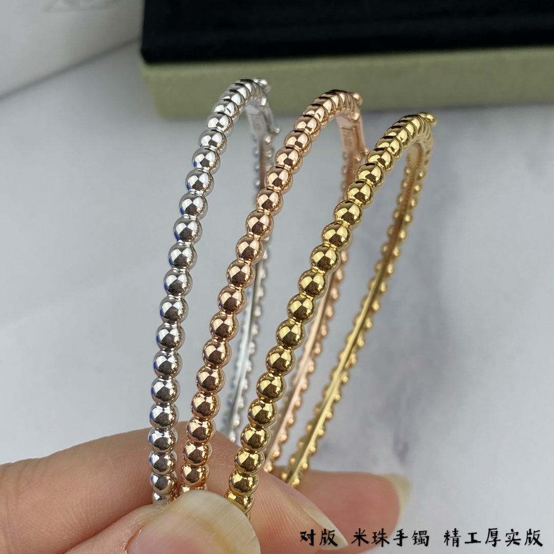 tricolor versatile Bangle for women - product detail view