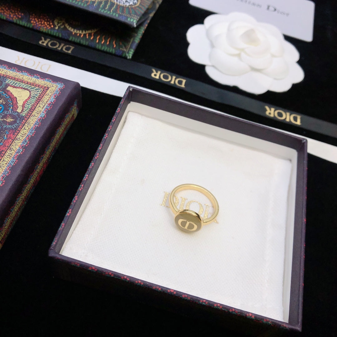 gold chain Ring for women - alternate angle view 5