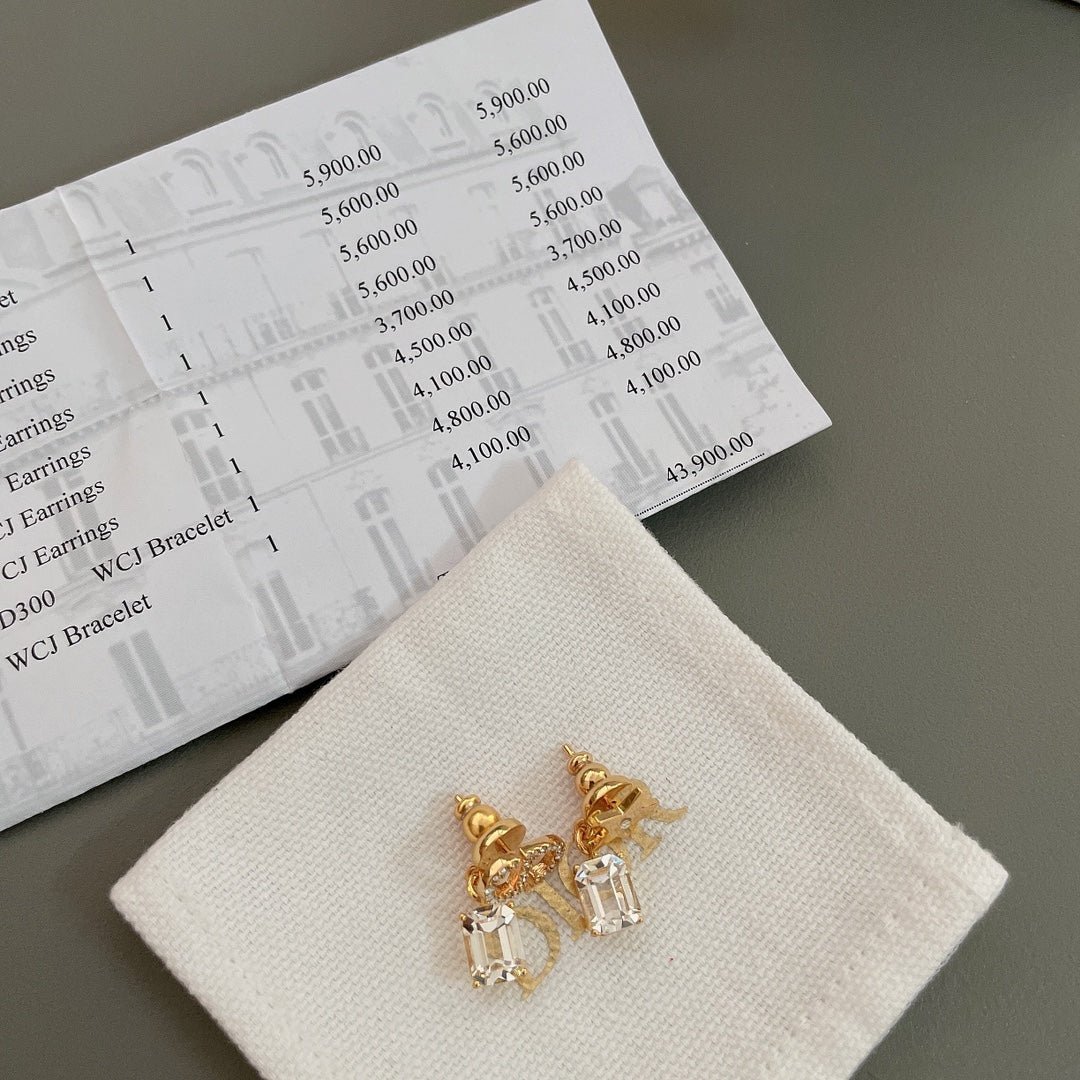 silver crystal star Stud Earrings for unisex couple - alternate angle view 6