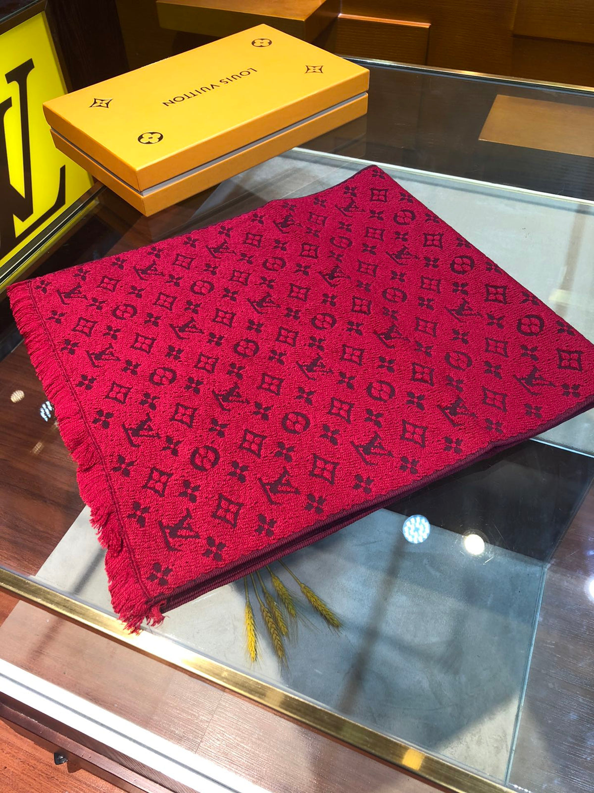 wool floral Scarf for men - alternate angle view 4