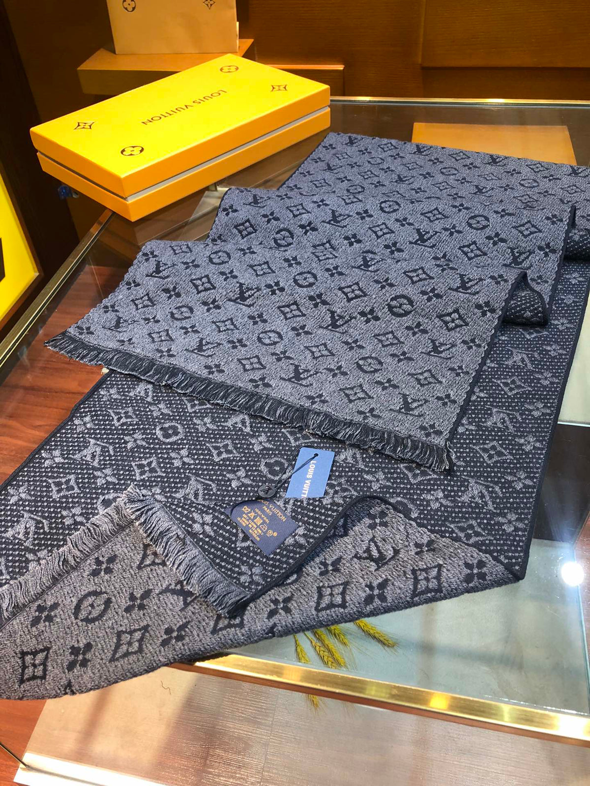wool floral Scarf for men - alternate angle view 6