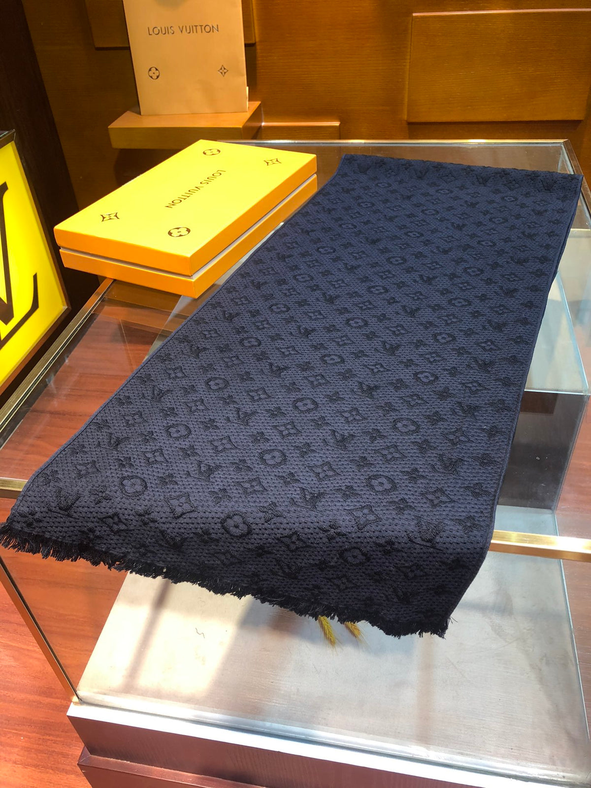 wool floral Scarf for men - alternate angle view 6