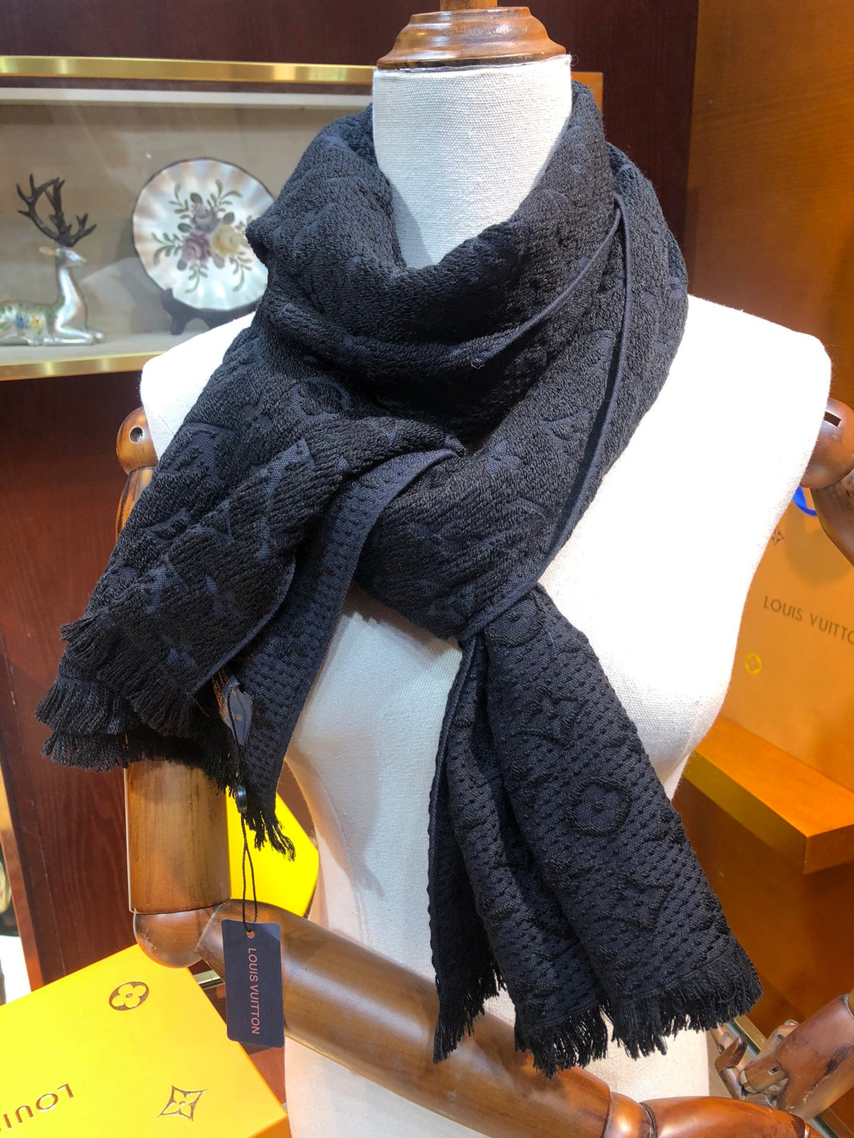wool floral Scarf for men - alternate angle view 4