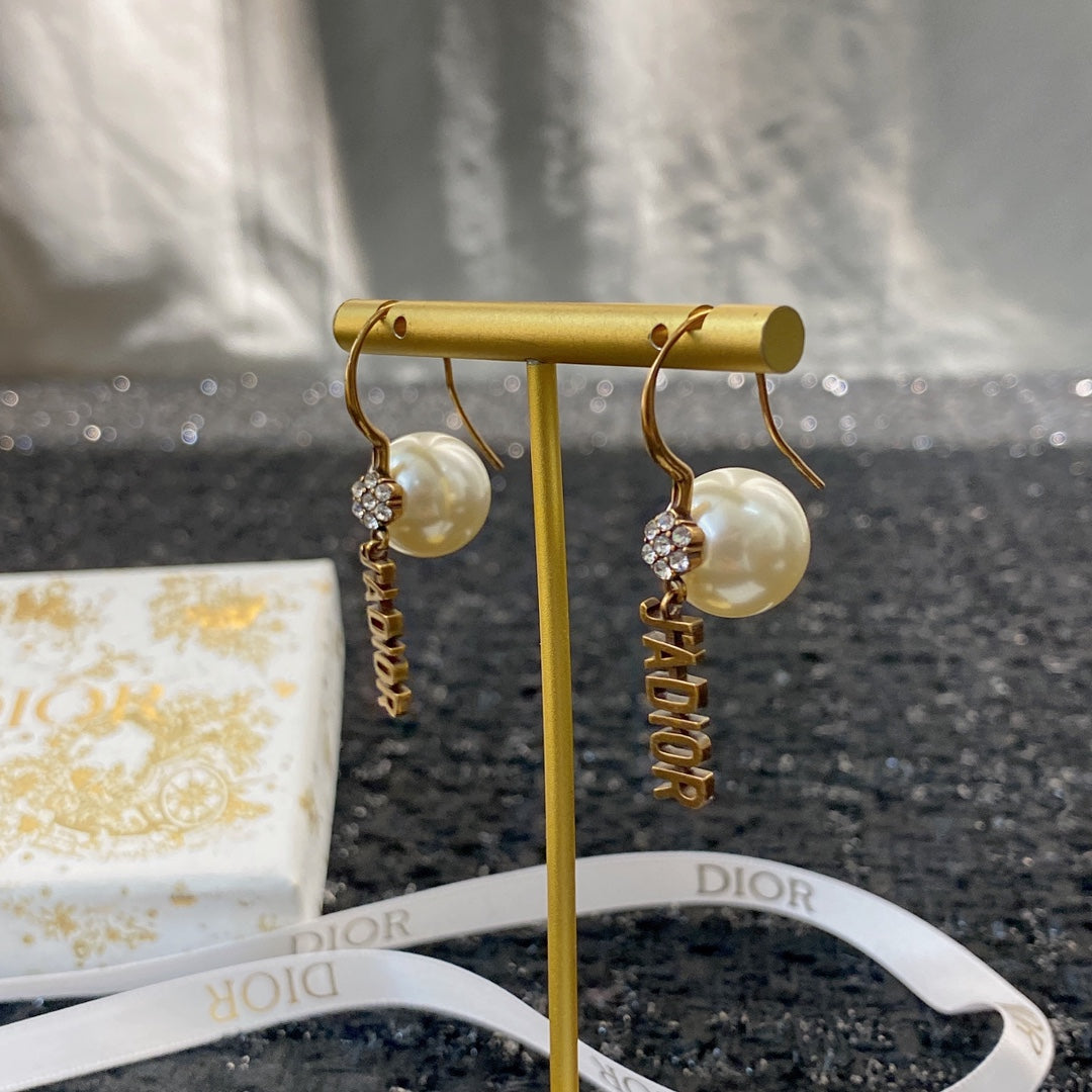stylish Stud Earrings for women - alternate angle view 3