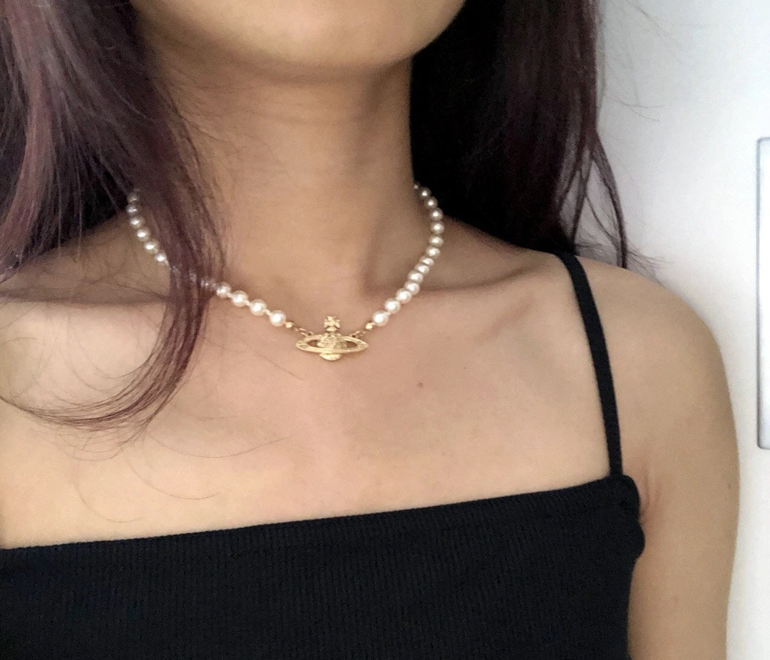 gold pearl Jewelry Set for kids - product detail view