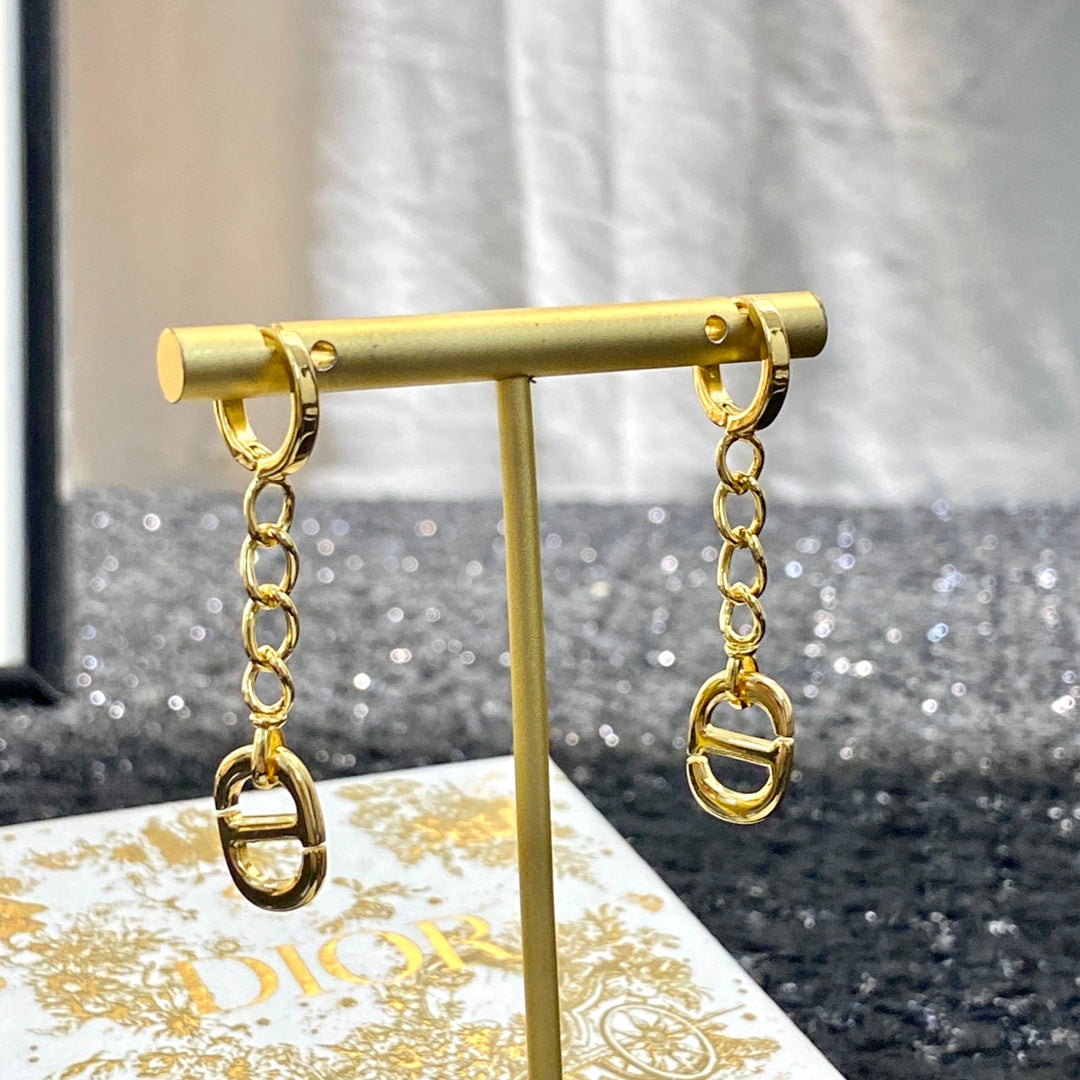 stylish Stud Earrings for women - alternate angle view 5