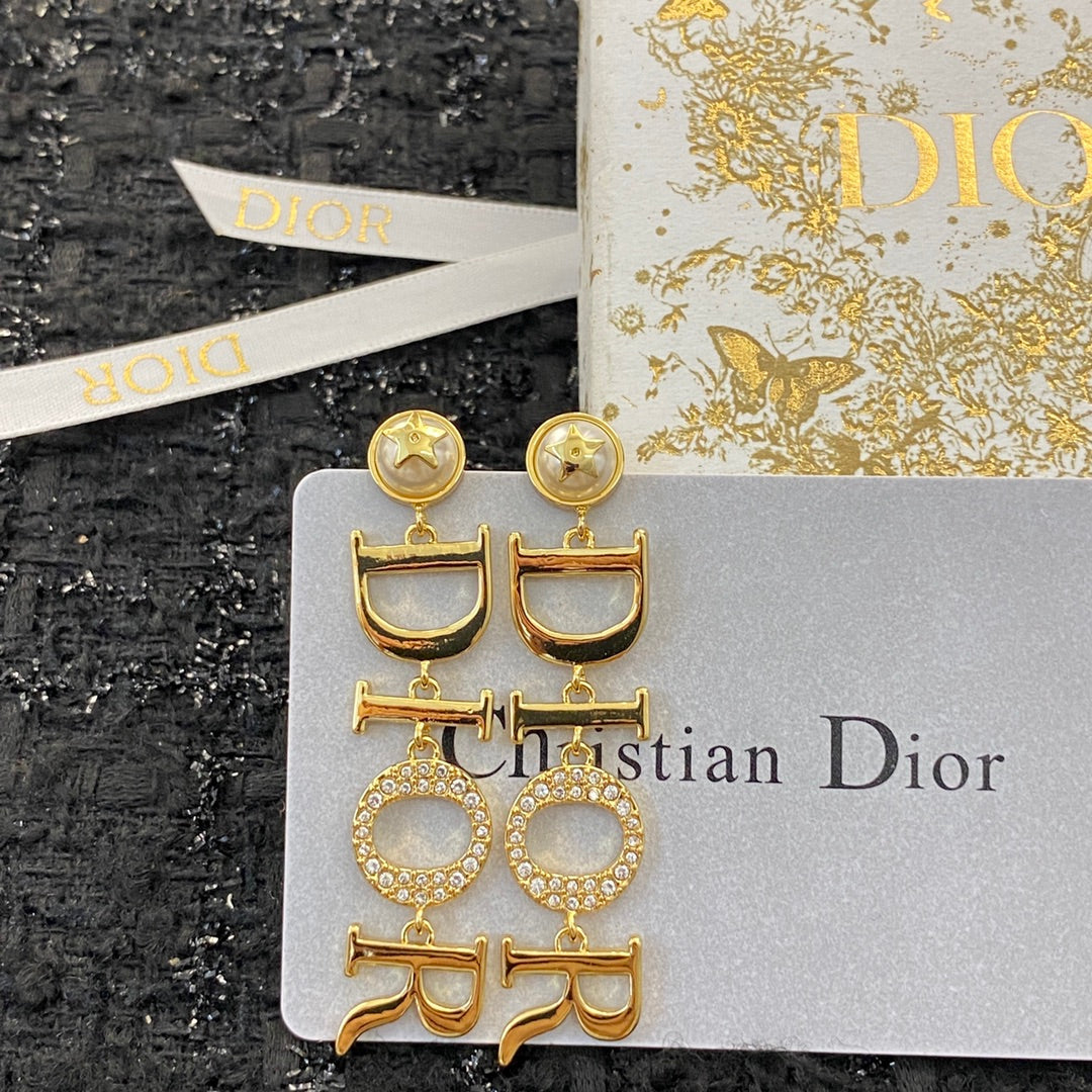 dreamy Stud Earrings for women - alternate angle view 6
