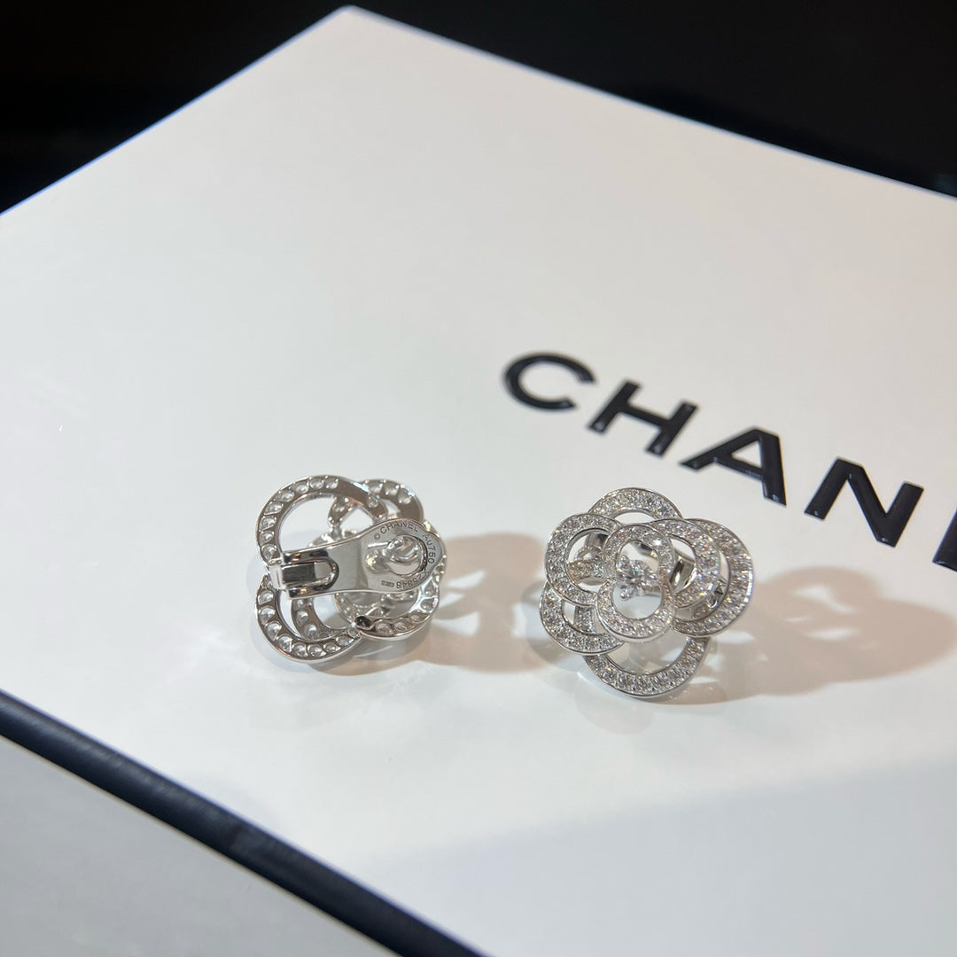 white crystal floral fashion accessory for women - alternate angle view 6