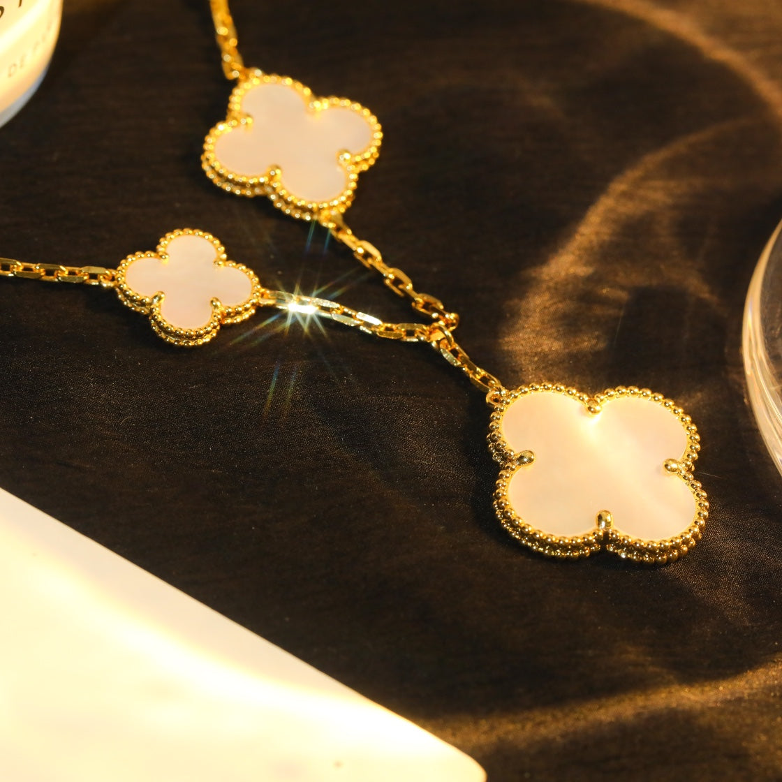 mother of pearl clover Bracelet for women - alternate angle view 7