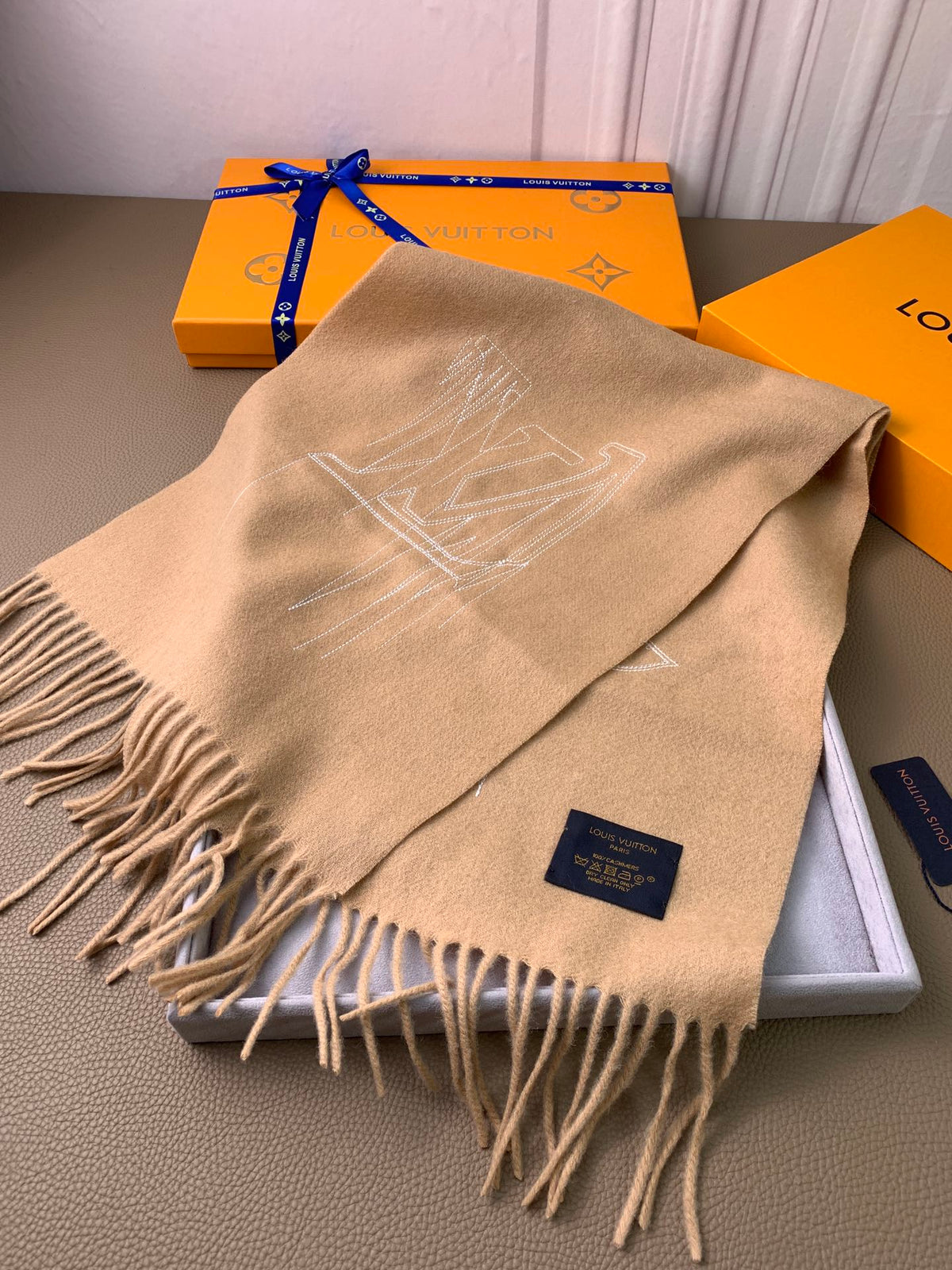 velvet minimalist Scarf for men - alternate angle view 2