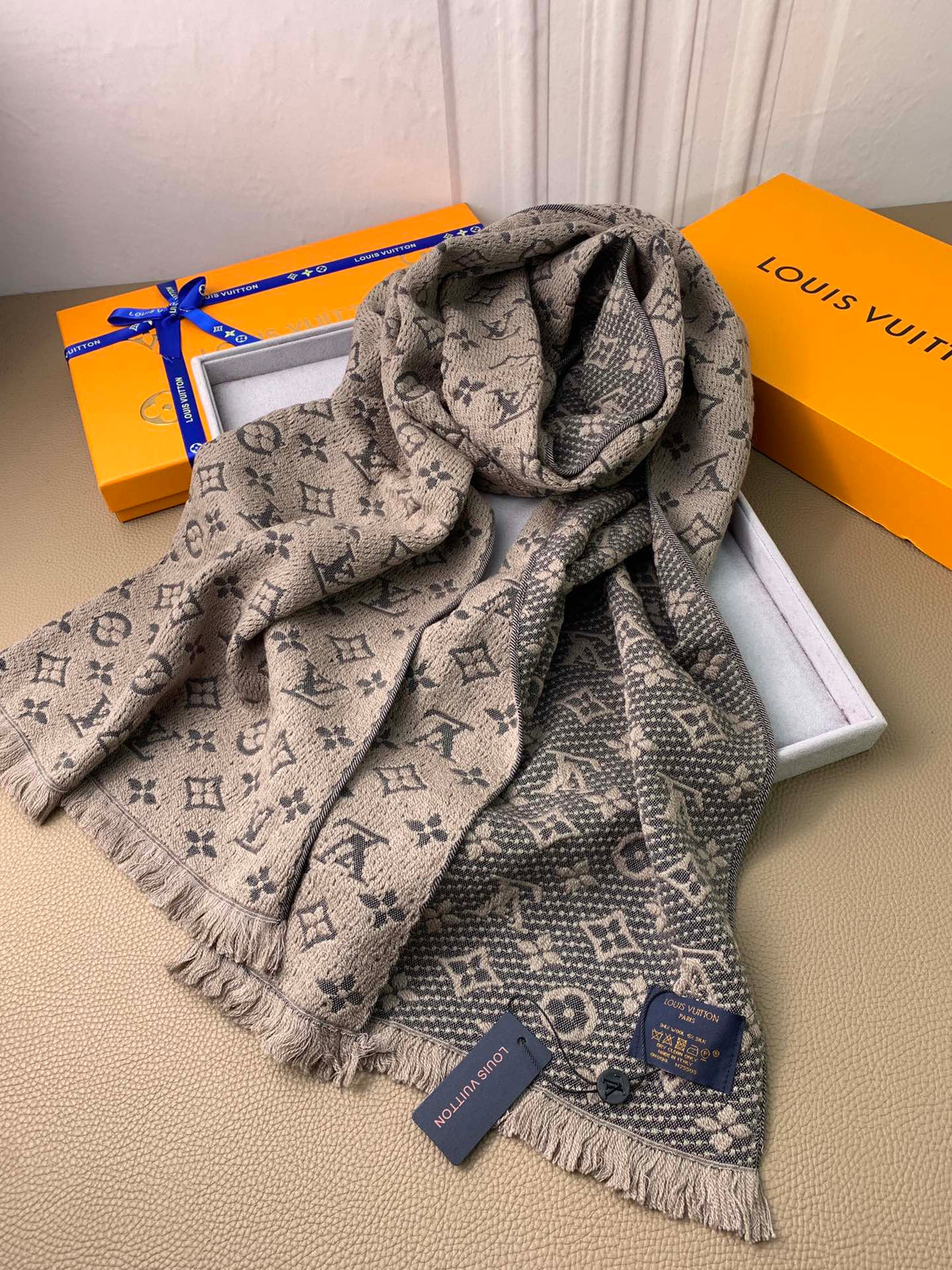 wool floral Scarf for men - alternate angle view 6