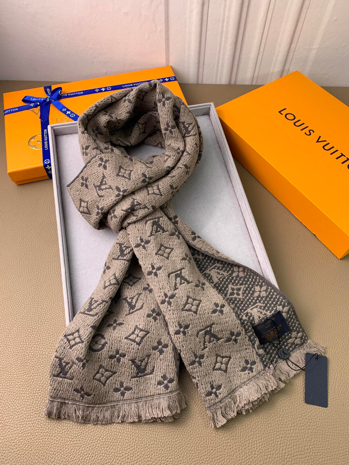 wool floral Scarf for men - alternate angle view 7
