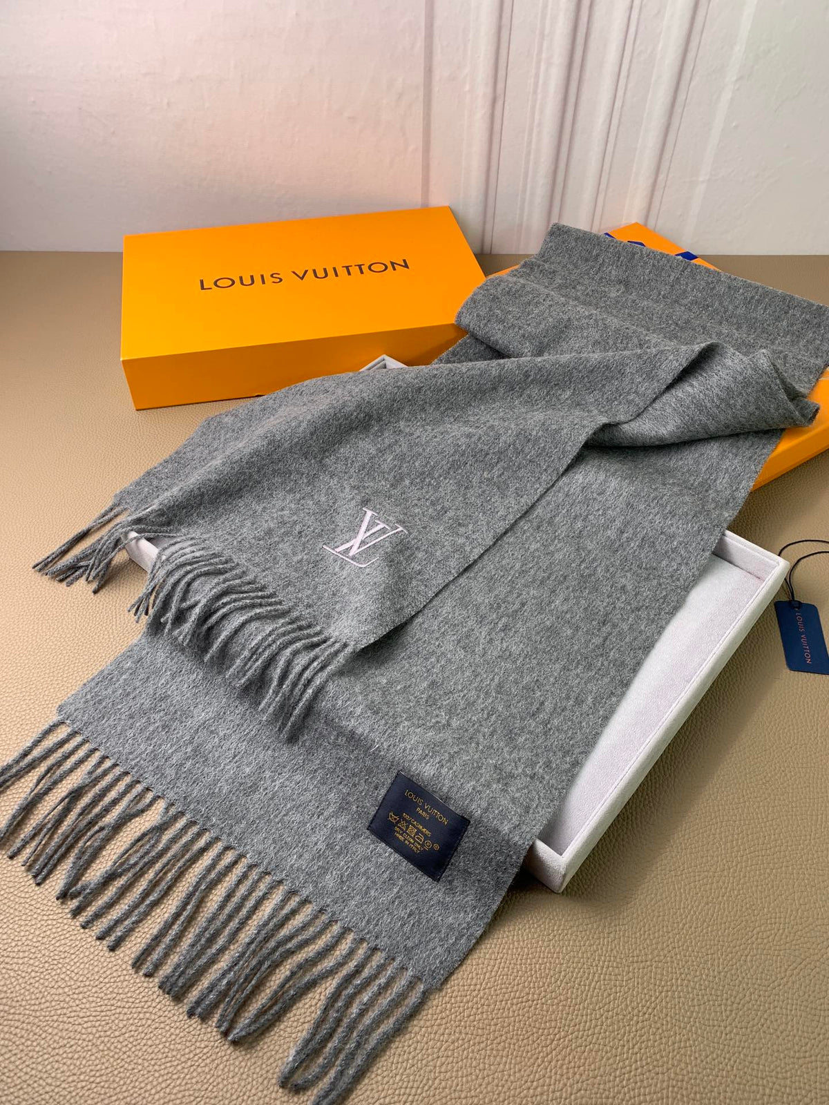 velvet minimalist Scarf for men - alternate angle view 5
