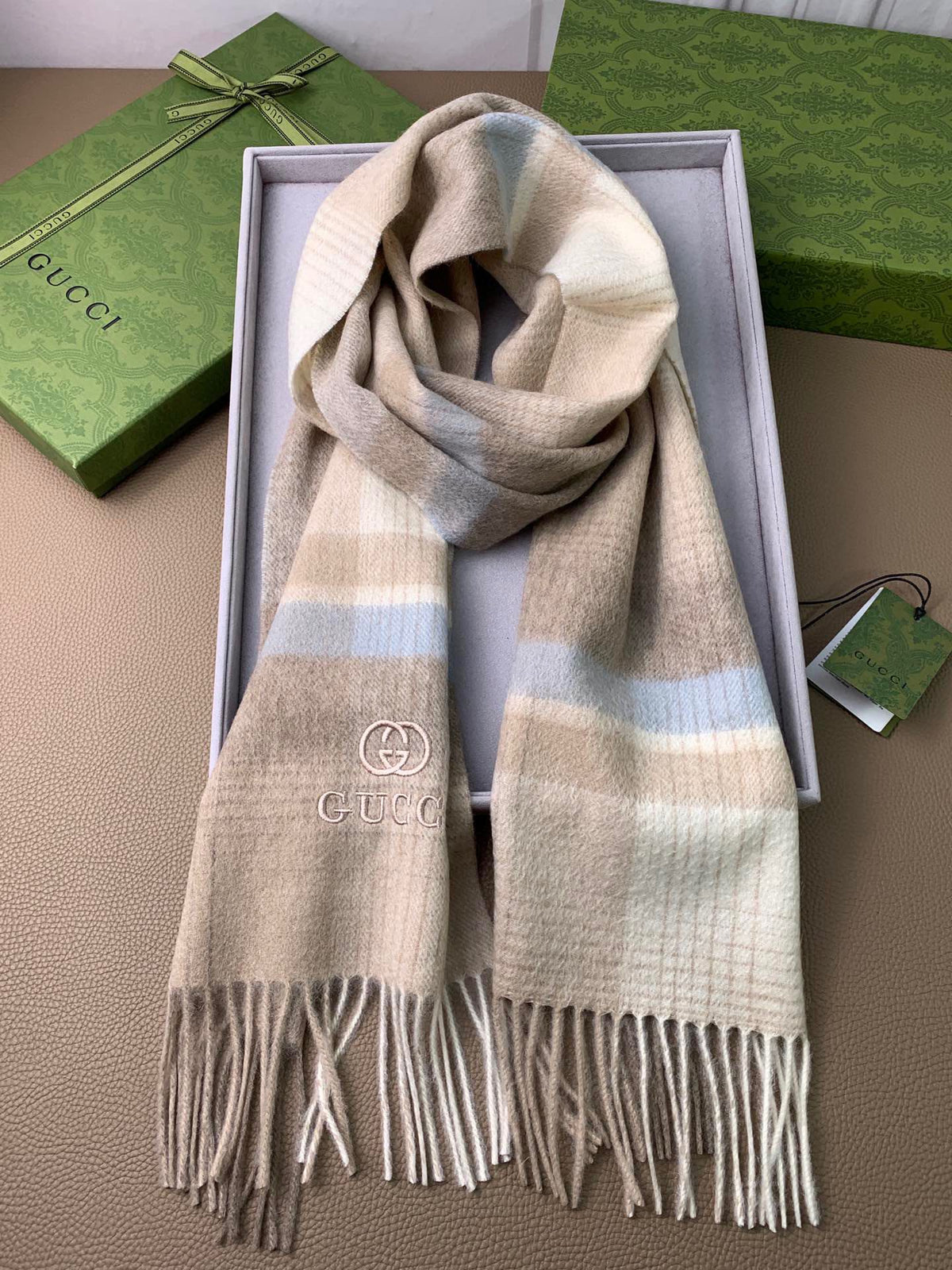 velvet minimalist Scarf for men - alternate angle view 9