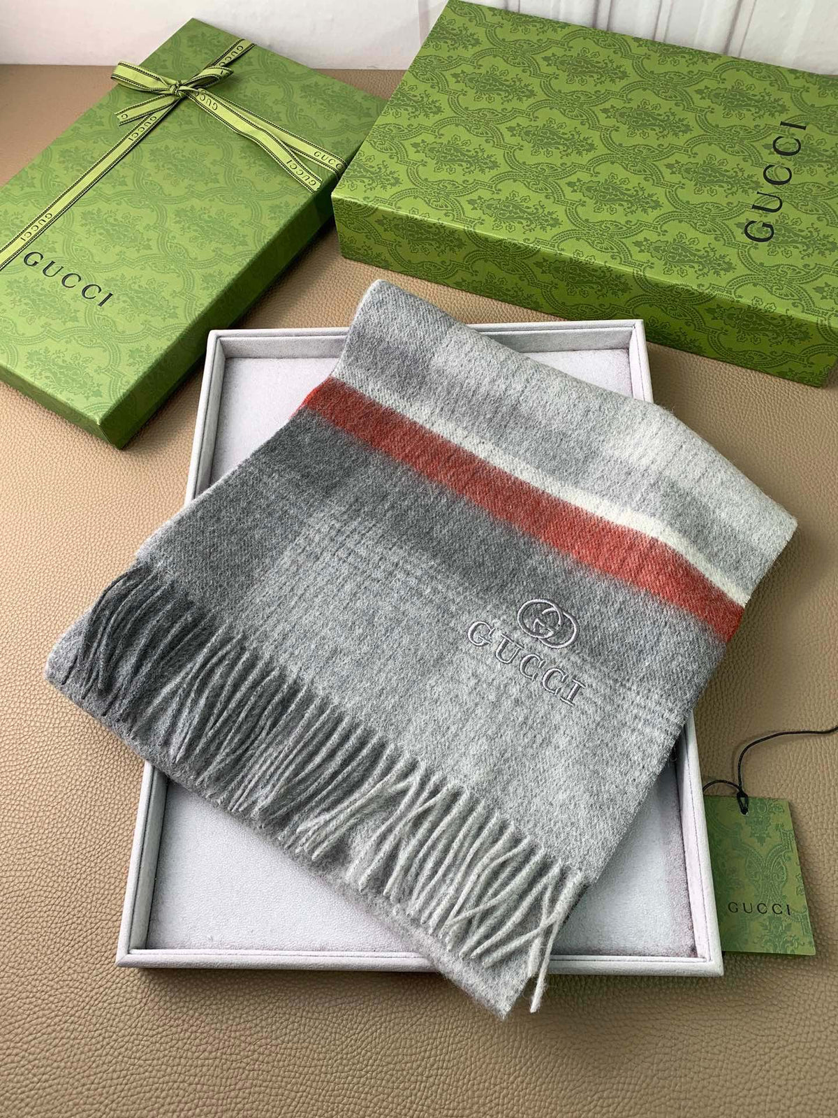 velvet minimalist Scarf for men - product detail view