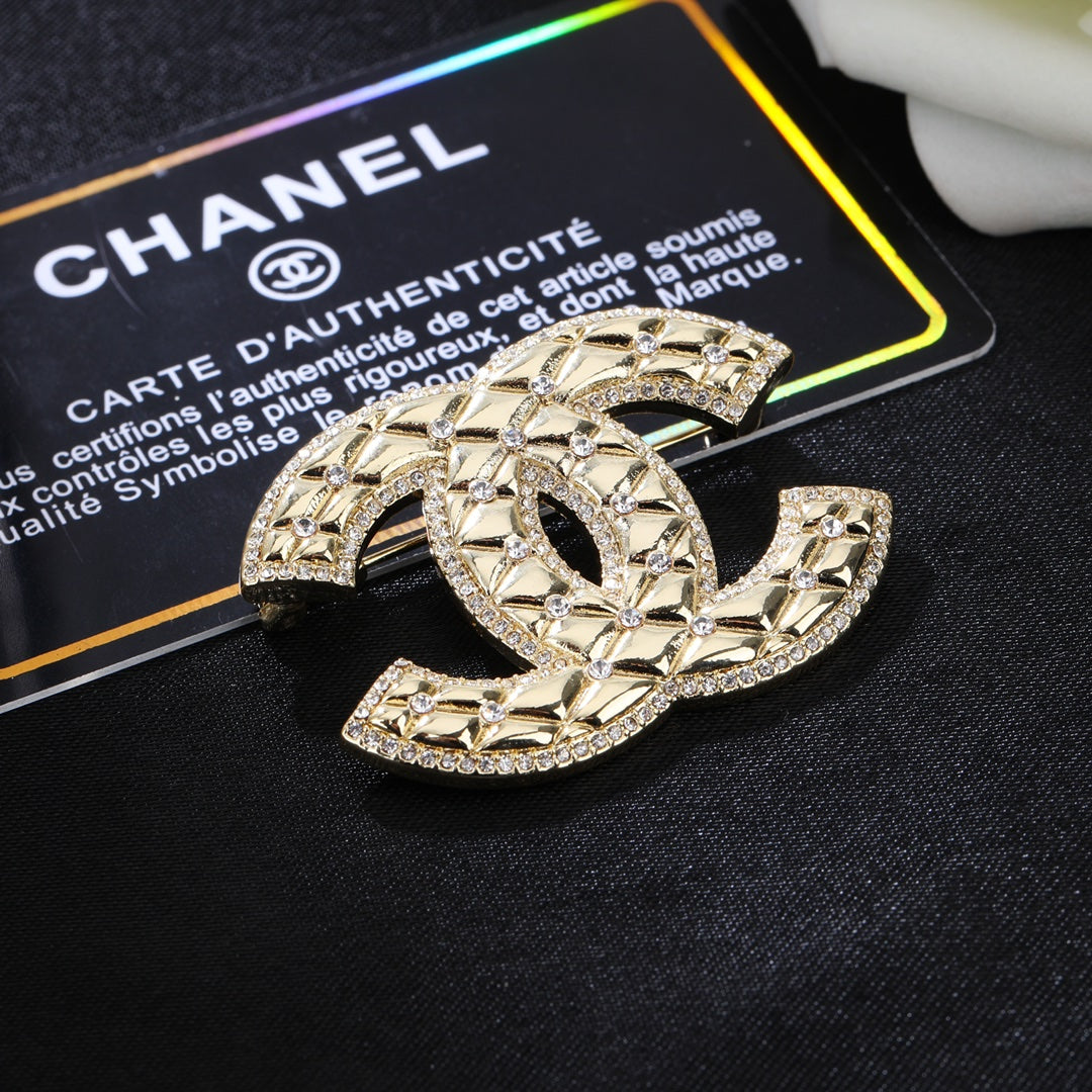 double c Brooch for women - alternate angle view 6