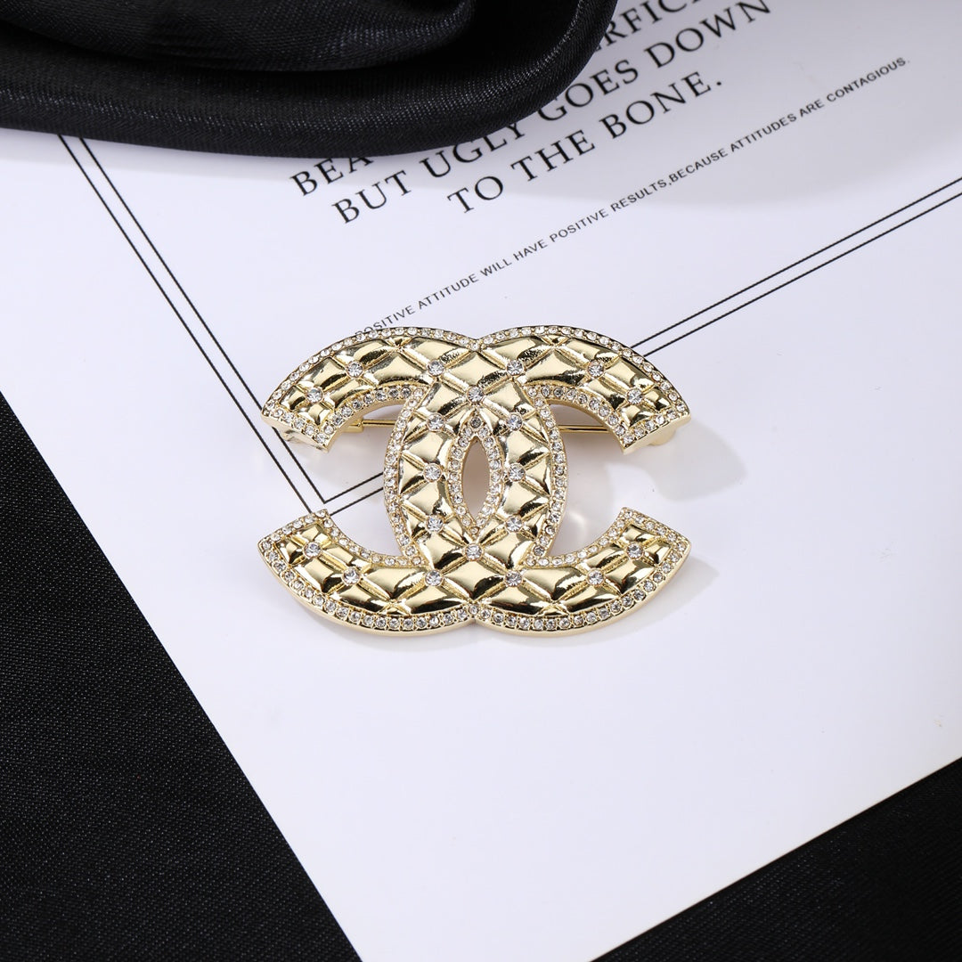 double c Brooch for women - alternate angle view 2