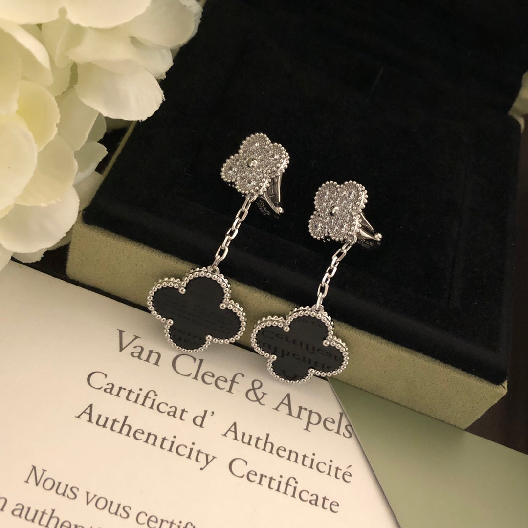 gold 925 sterling silver clover fashion accessory for women - alternate angle view 4