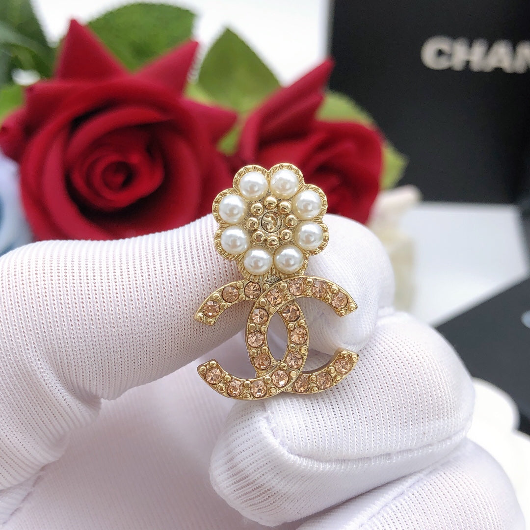 yellow brass floral fashion accessory for women - alternate angle view 6