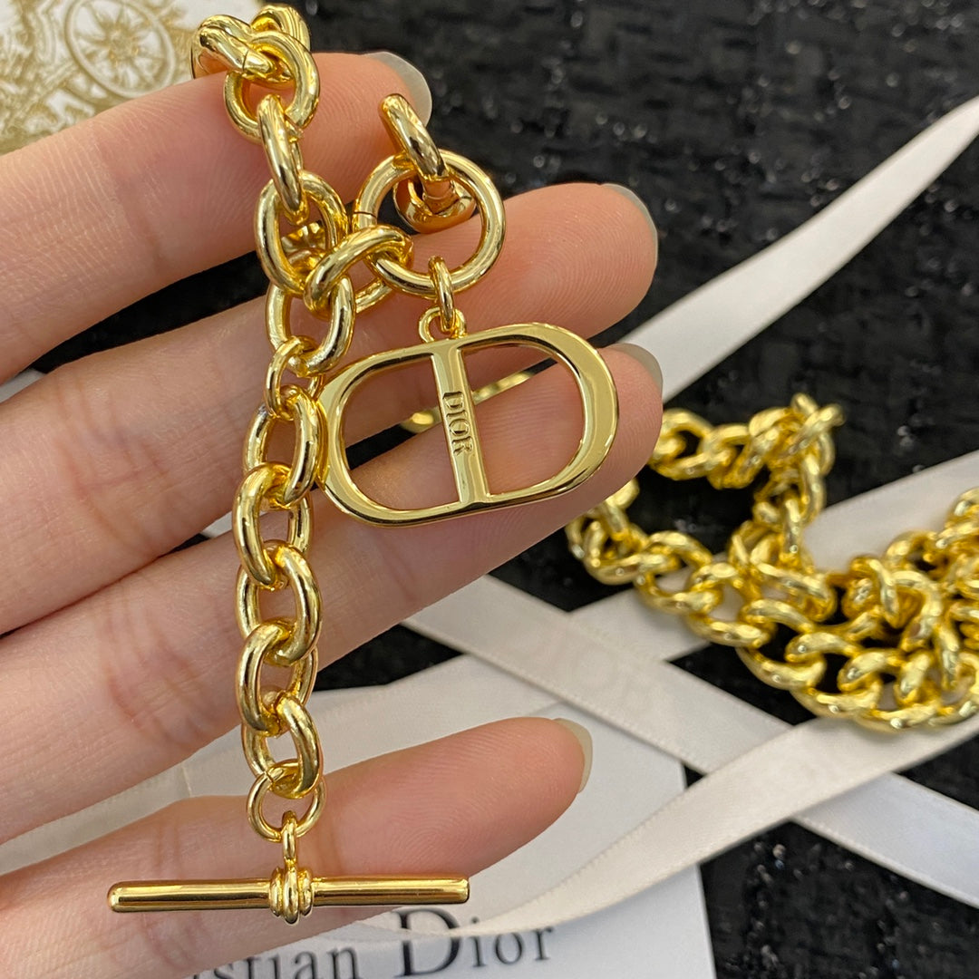 dreamy Necklace for women - alternate angle view 5